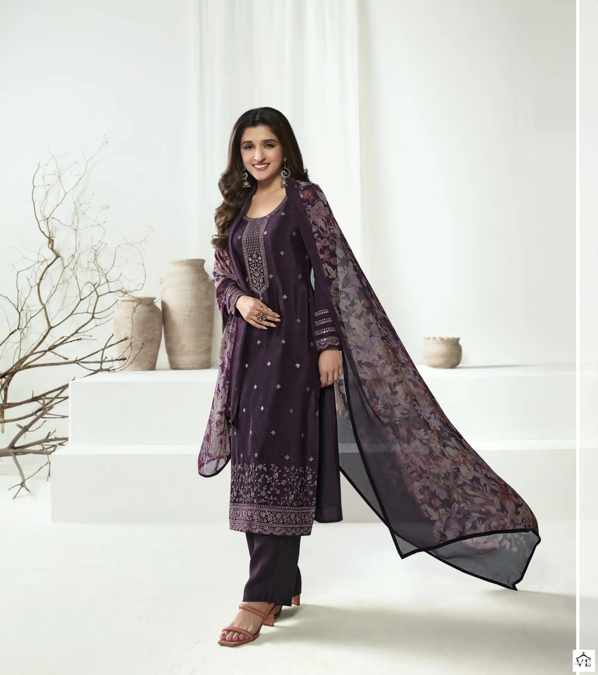 Vinay Royal Crepe-43 Royal Crepe Wholesale Designer Suits Catalog — Wholesale Salwar Suits, MPA wholesale from Surat — Photo 5