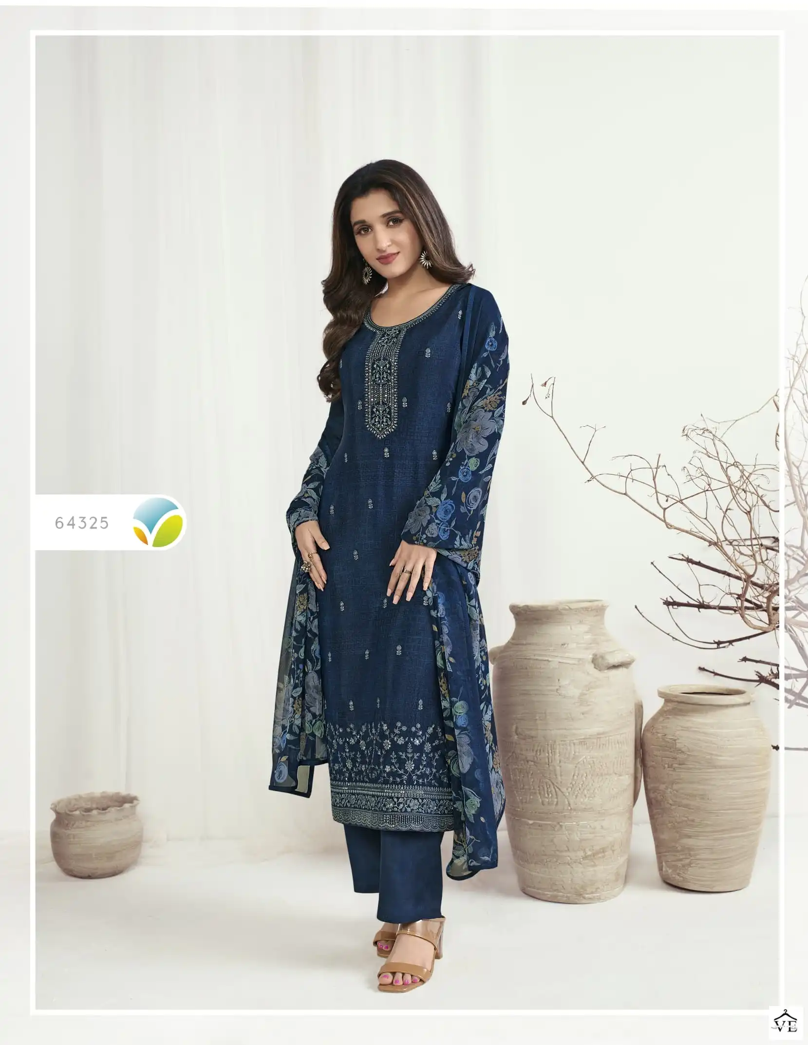 Vinay Royal Crepe-43 Royal Crepe Wholesale Designer Suits Catalog — Wholesale Salwar Suits, MPA wholesale from Surat — Photo 7