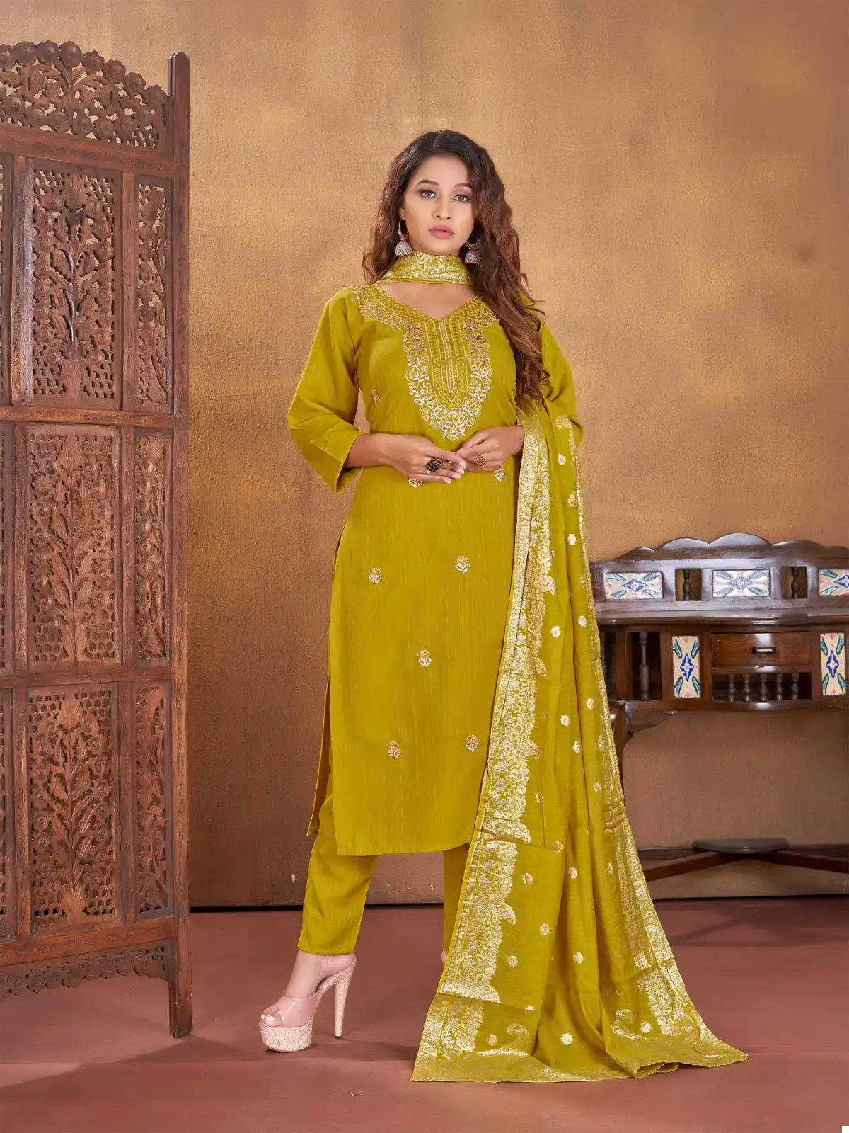 Rung Banarasi Vol 3 Heavy Viving Lining Riyon Wholesale Readymade Suits Catalog — Wholesale Salwar Suits, MPA wholesale from Surat - Gallery Image 4