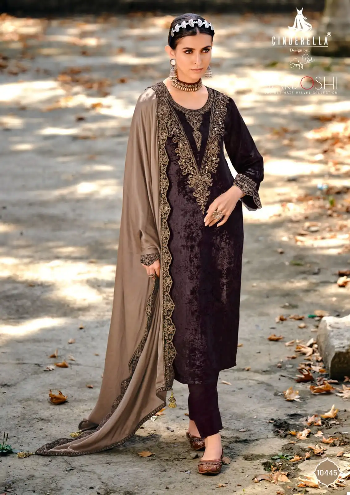 Ibiza Jardoshi Pure Munich Viscose Velvet Wholesale Designer Winter Wear Salwar Suit Catalog — Wholesale Salwar Suits, MPA wholesale from Surat - Gallery Image 4