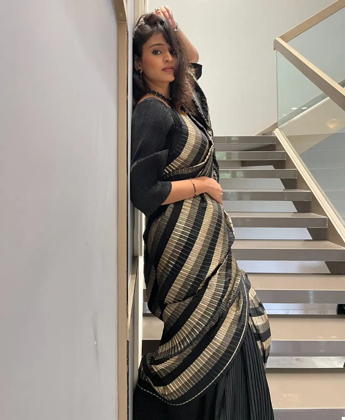 Pc Georgette Crush Fancy Wholesale Sarees — Wholesale Sarees, MPA wholesale from Surat — view 1