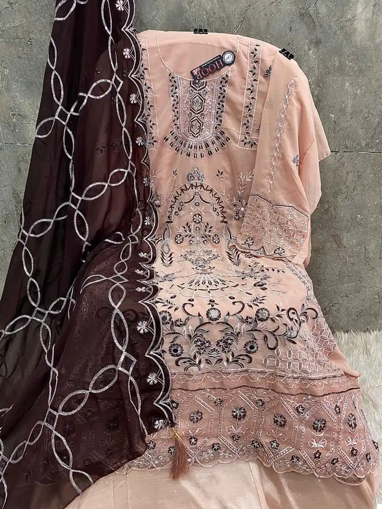 Hoor Tex H-151 Faux Georgette Wholesale Pakistani Suits Catalog — Wholesale Salwar Suits, MPA wholesale from Surat - Gallery Image 7