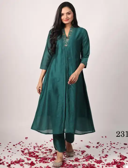 VE Pushpa Pure Chanderi Silk Wholesale Kurti With Pant Size Set Catalog