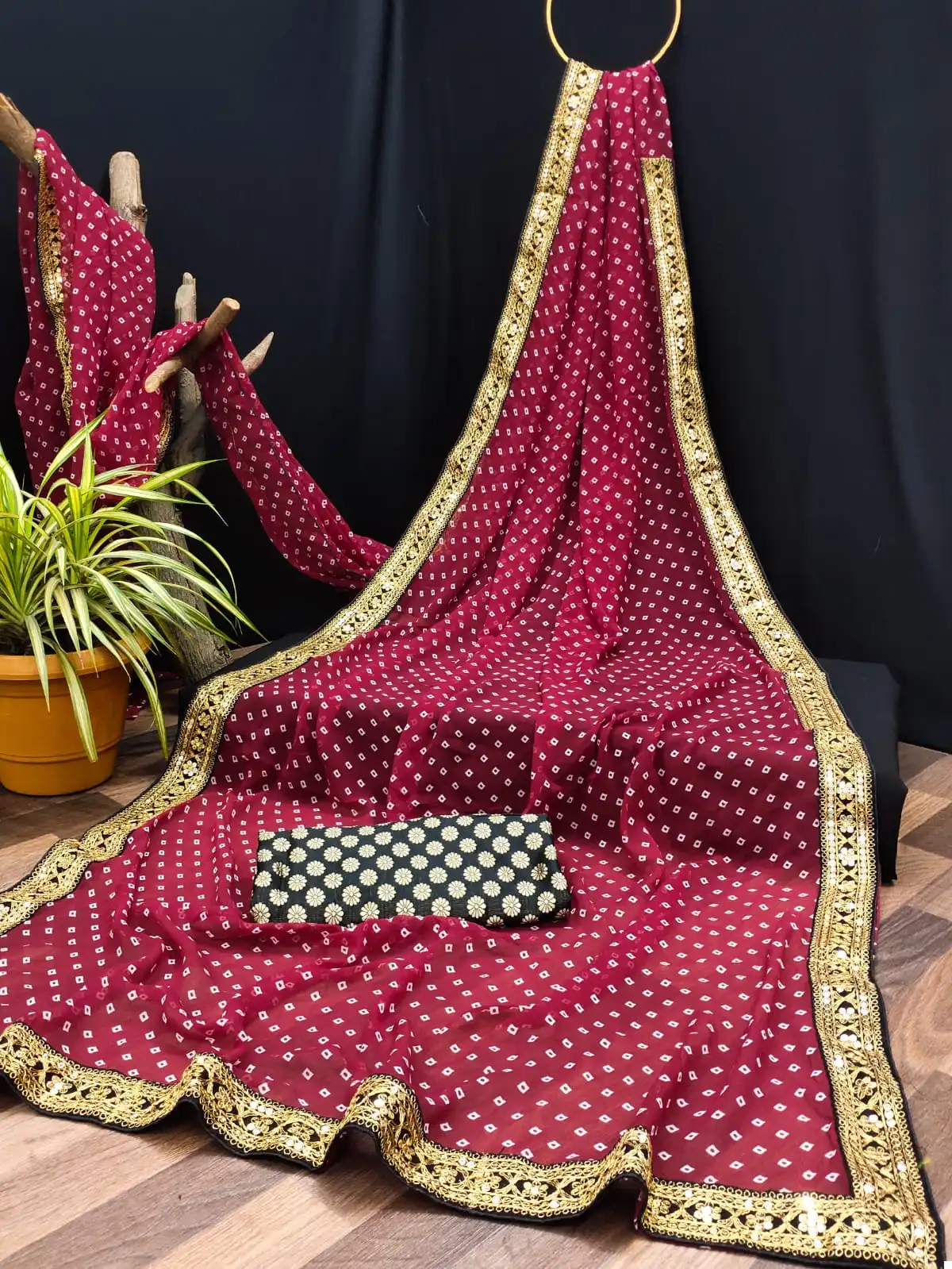 Vardan Ethnic D No 543 Printed Georgette Wholesale Sarees Catalog - Image 2