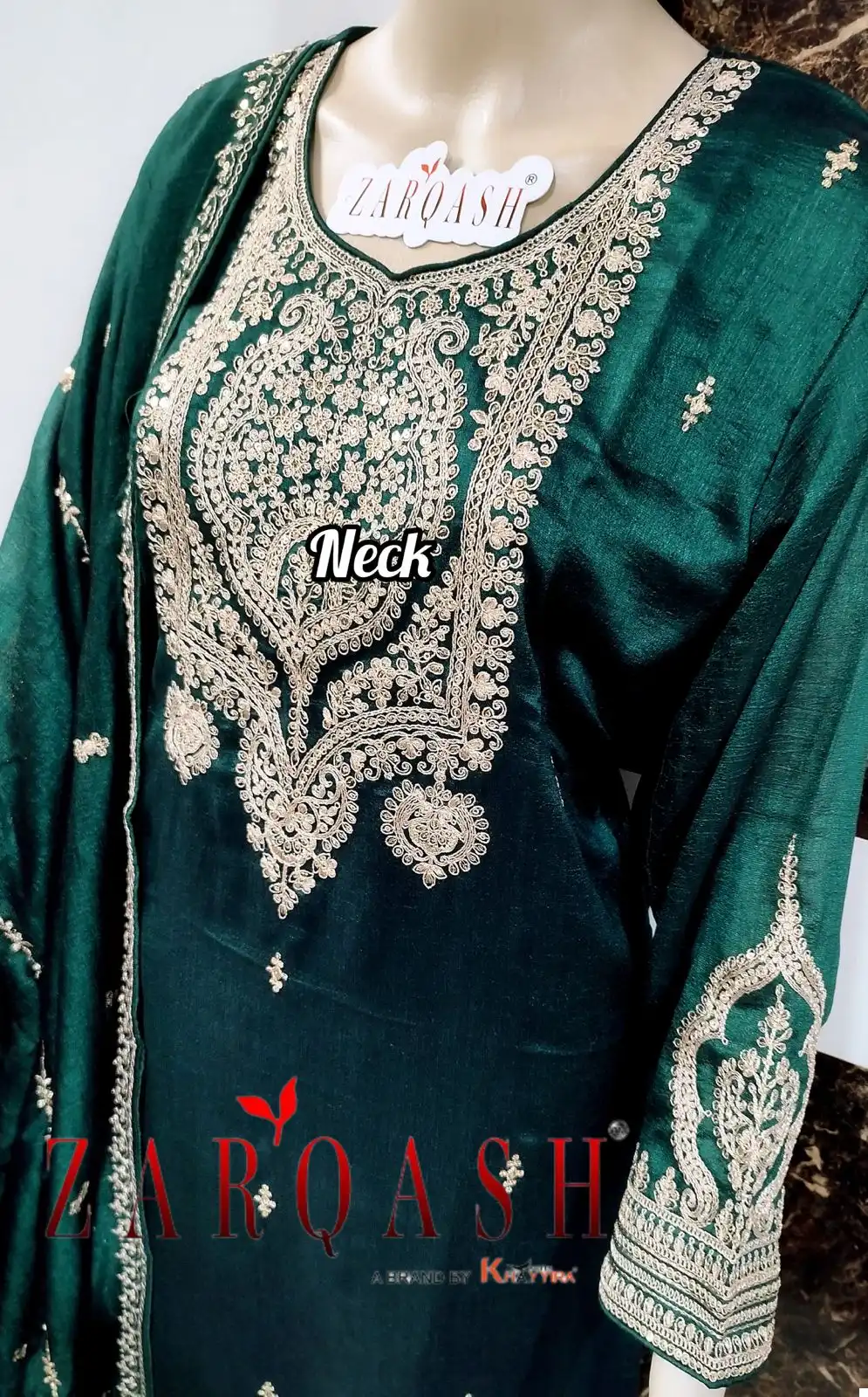 Zarqash Five Star Vichitra Silk Wholesale Readymade Pakistani Suit Catalog - Image 14