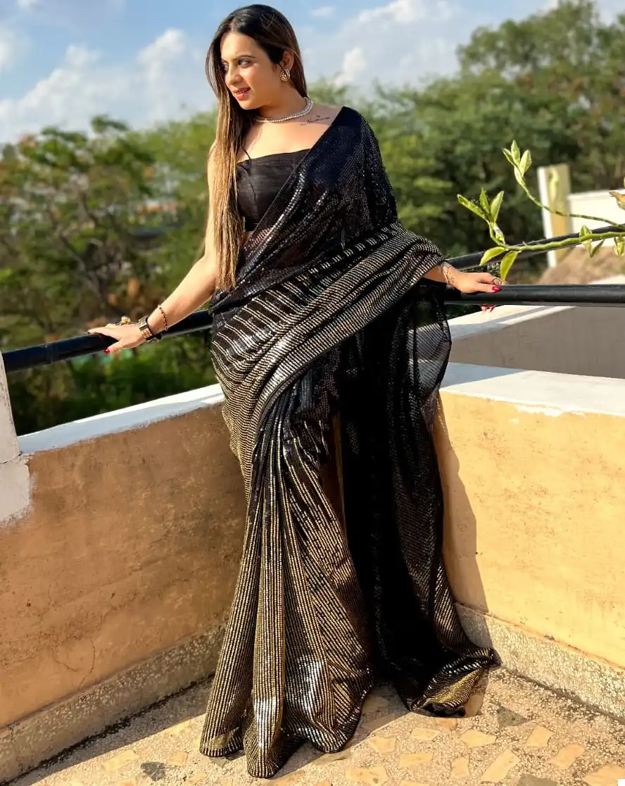 Vardan Ethnic Jr 555 Premium Georgette Wholesale Fancy Sarees