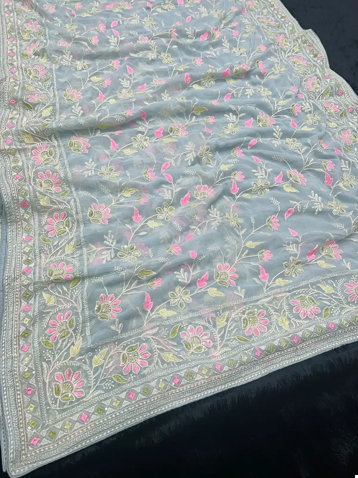 Vardan Ethnic BT-3090 Heavy Soft Georgette Wholesale Fancy Saree - Image 4