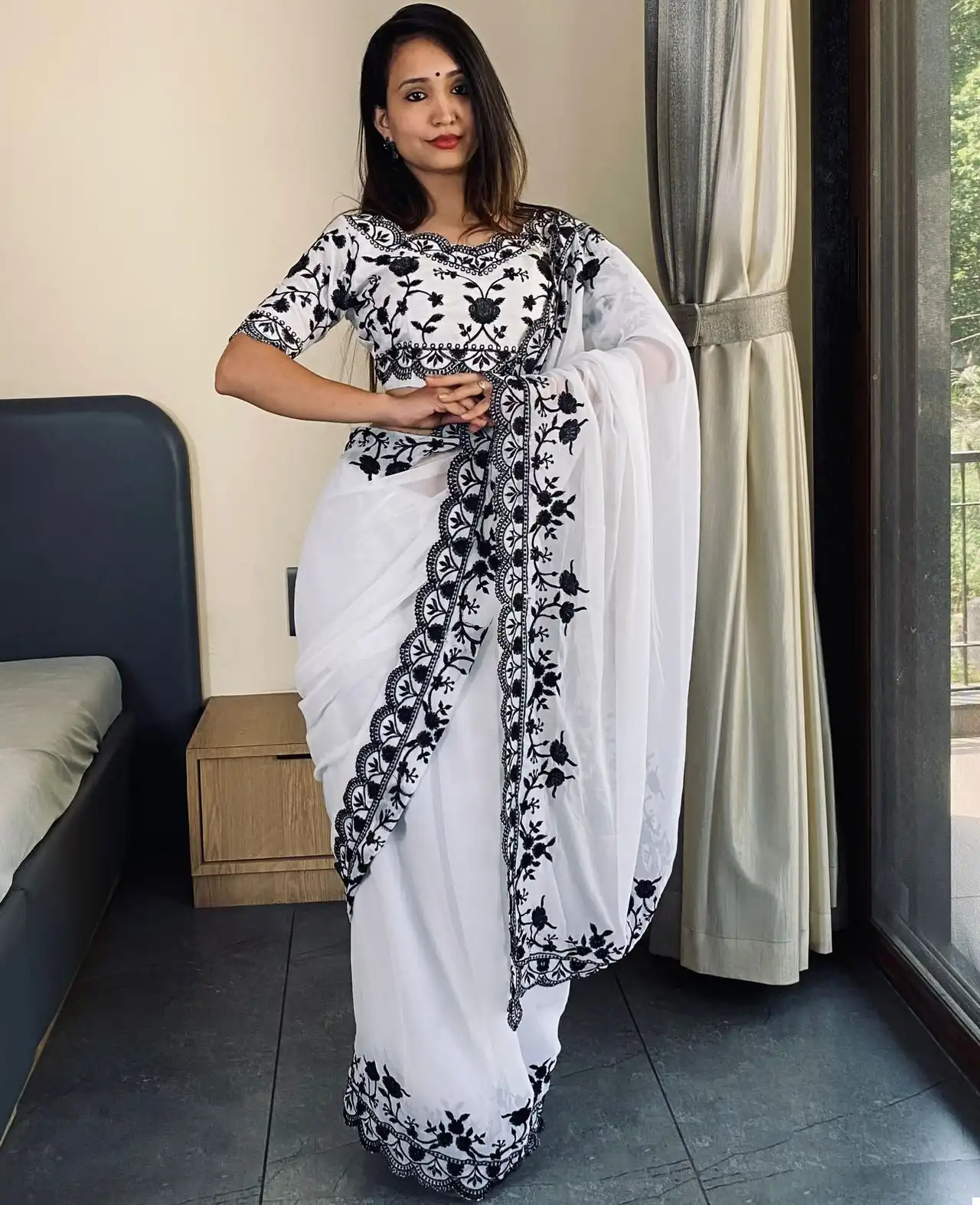 VE BT-365 Heavy Soft Georgette Wholesale Fancy Saree