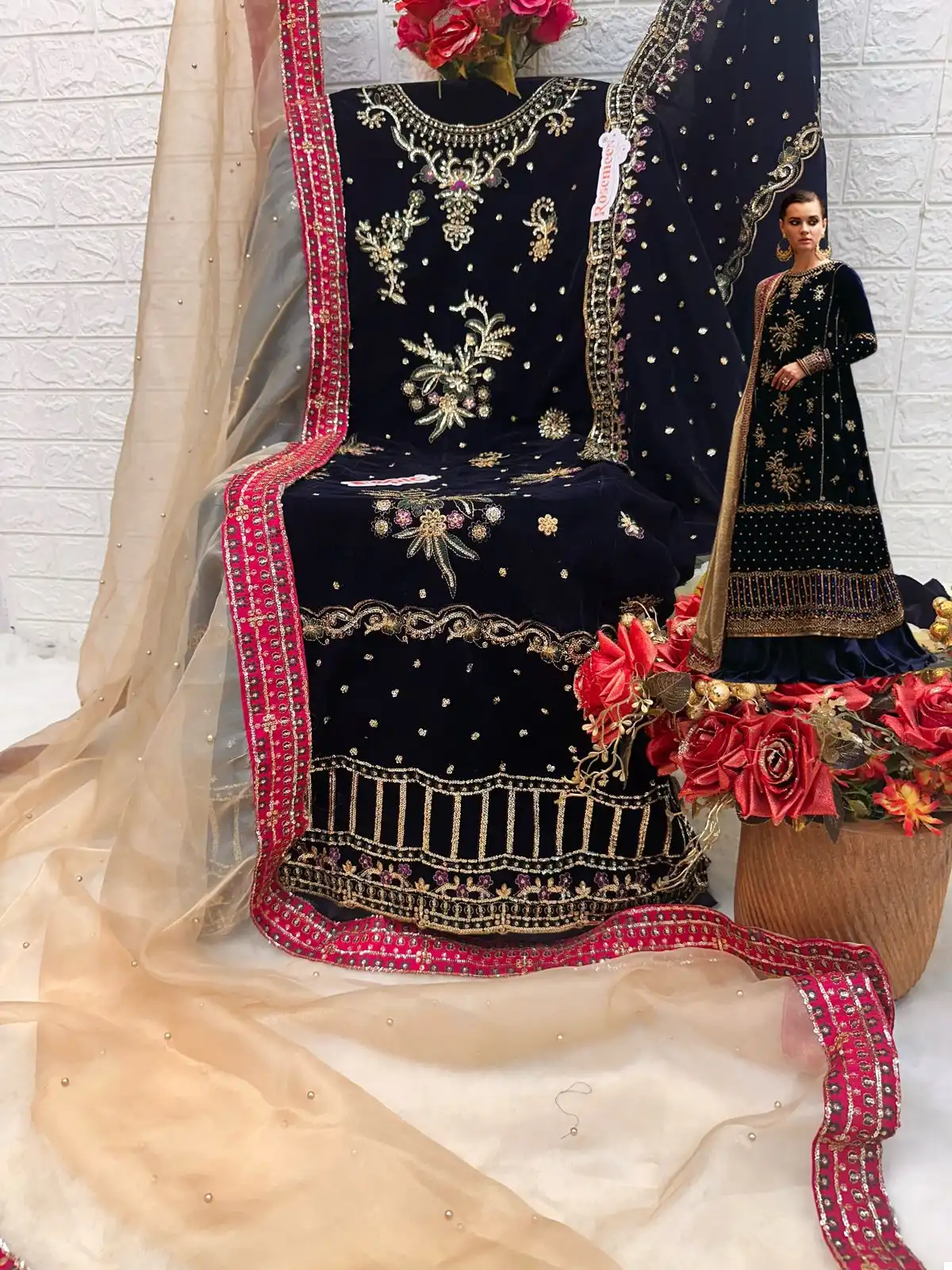 Fepic V 17023 Velvet Wholesale Designer Winter Pakistani Salwar Suit Catalog - Image 4