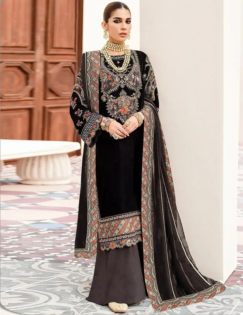 Fepic V 17034 Velvet Wholesale Pakistani Winter Salwar Suit