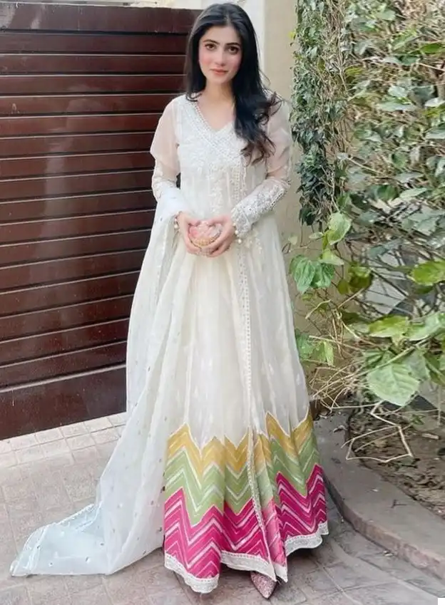 Mariya B Zd 119 Faux Georgette Wholesale Pakistani Salwar Suit