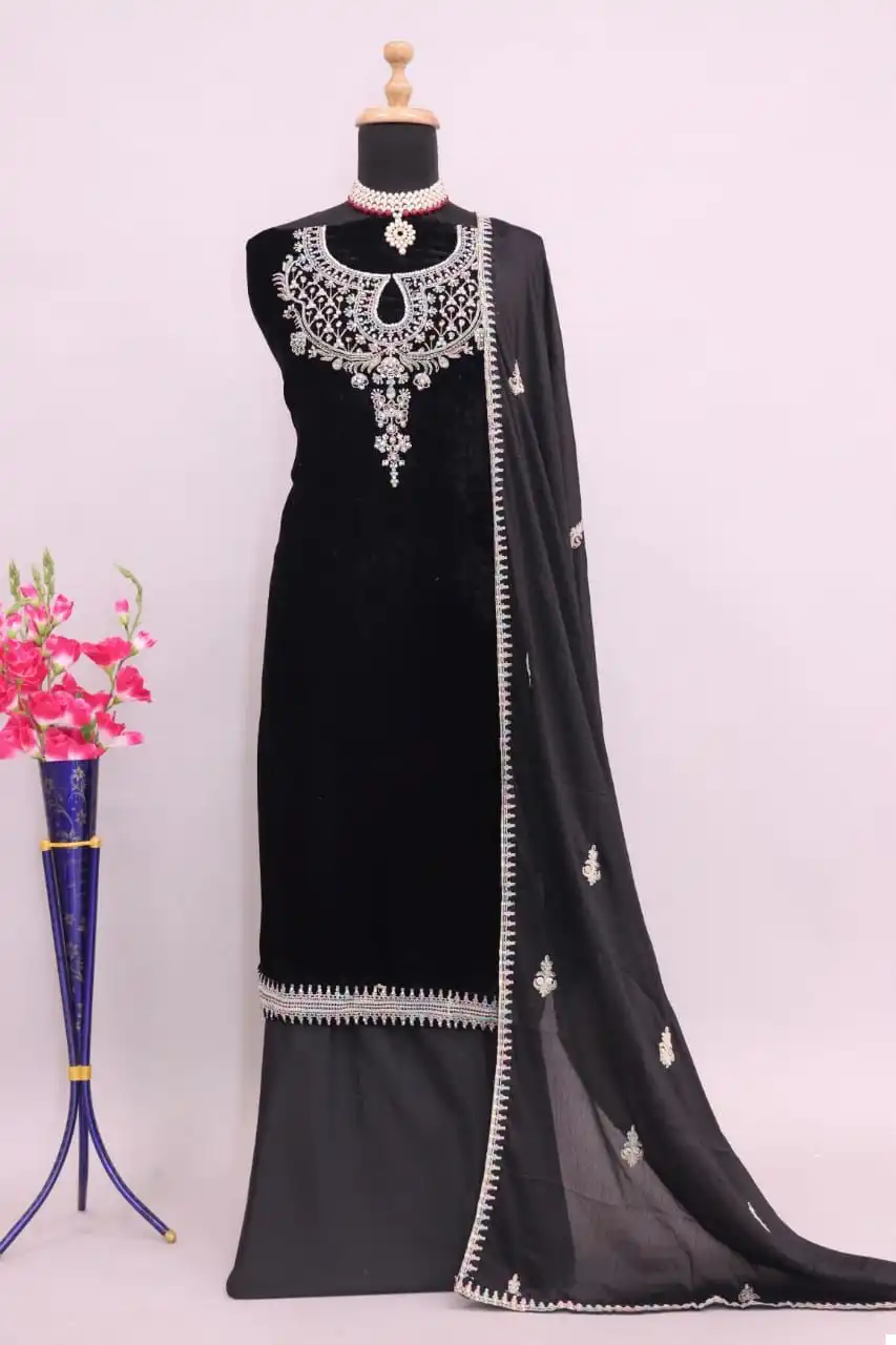 VE Pakistani 1059 Velvet Wholesale Readymade Suit Catalog - Image 6