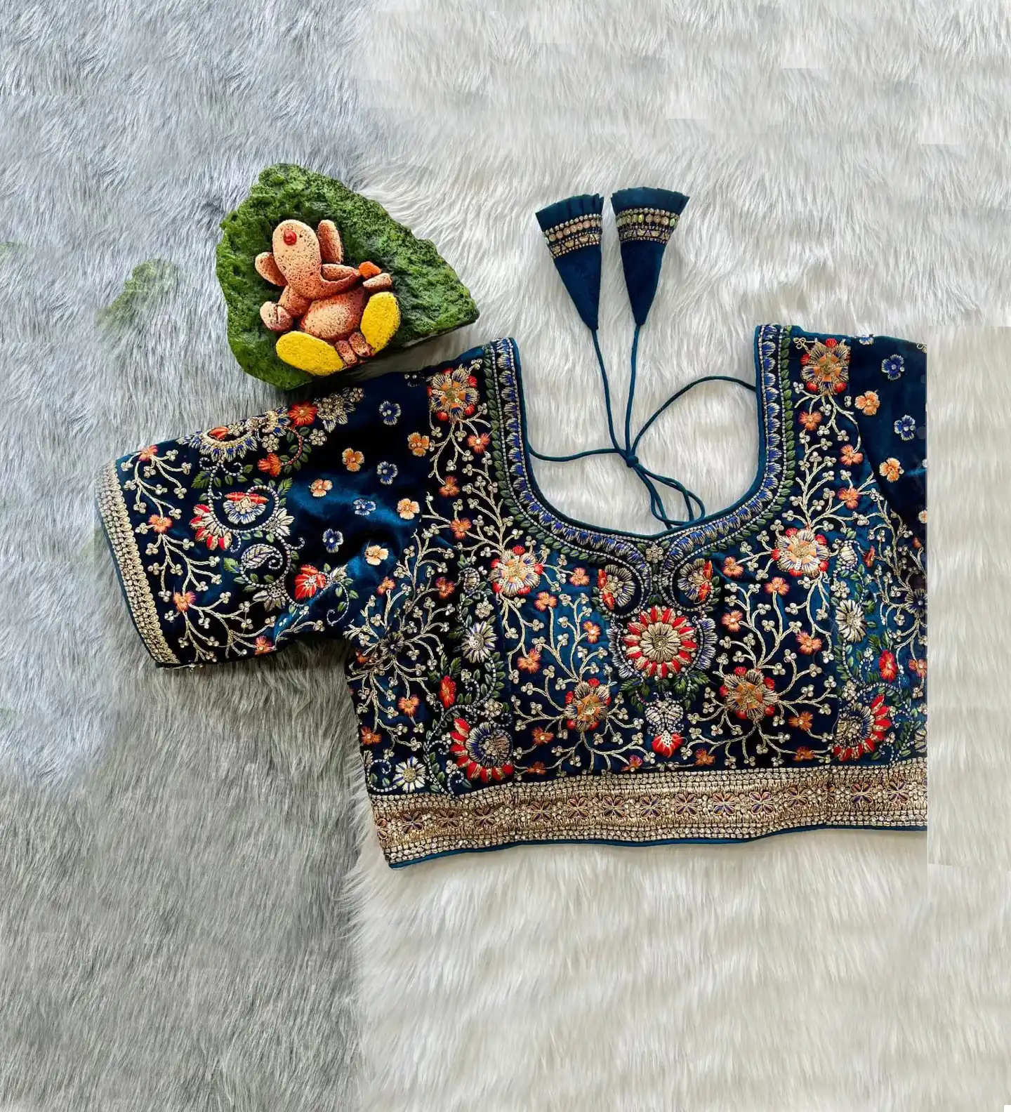 VE Velvet-11 Heavy Pure Soft Velvet Wholesale Bridal Wedding Blouse Catalog