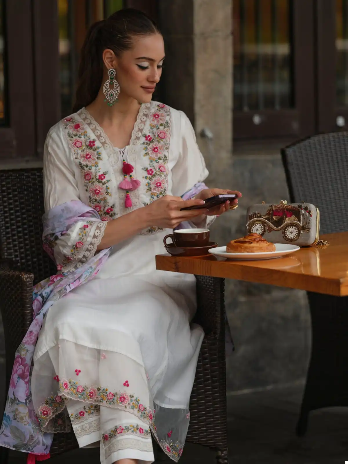 Vardan Ethnic Code 423 White Chanderi Cotton Wholesale Readymade Salwar Suit - Image 4