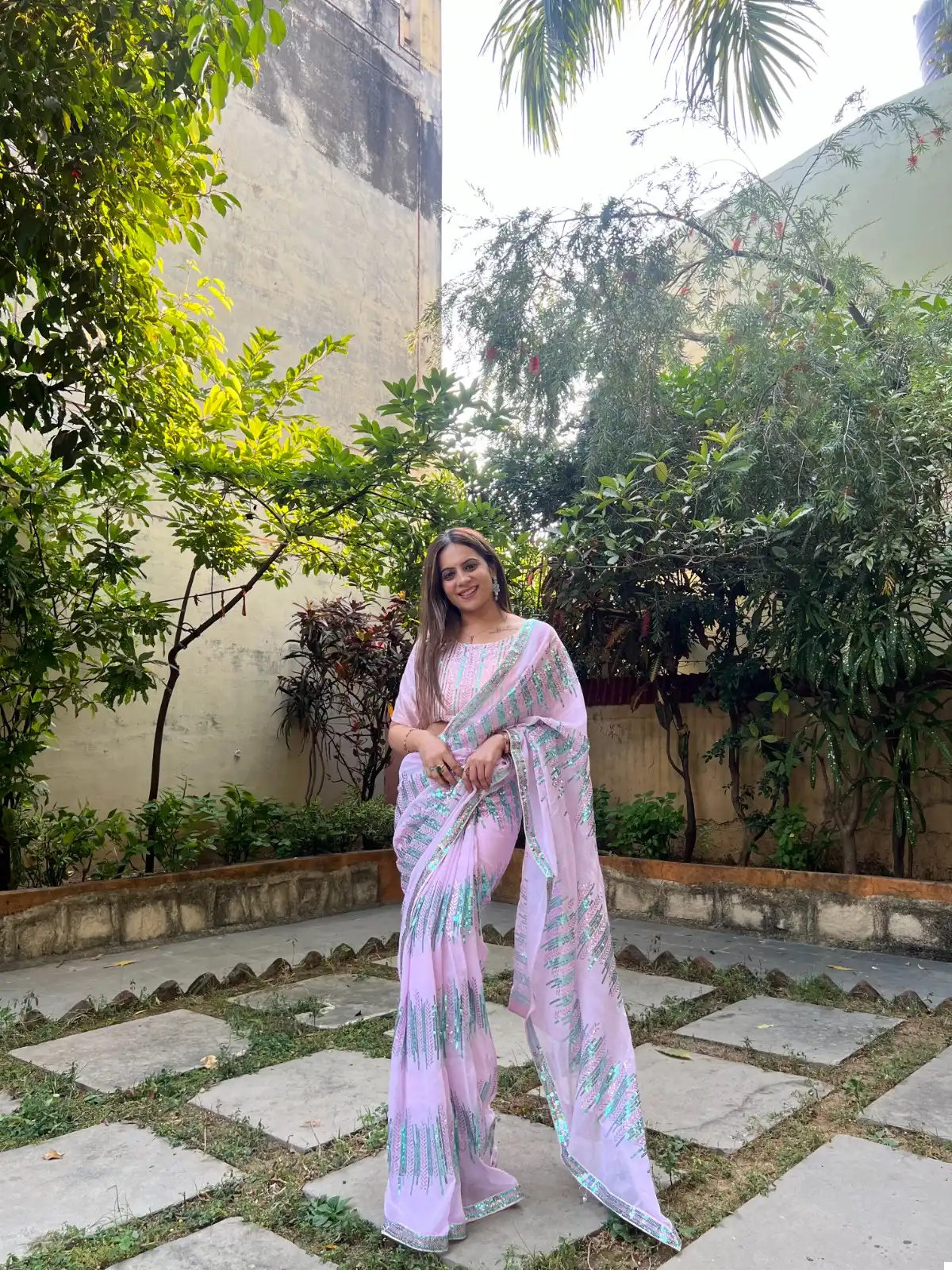 Vardan Ethnic Jr 574 Georgette Wholesale Fancy Sarees - Image 2