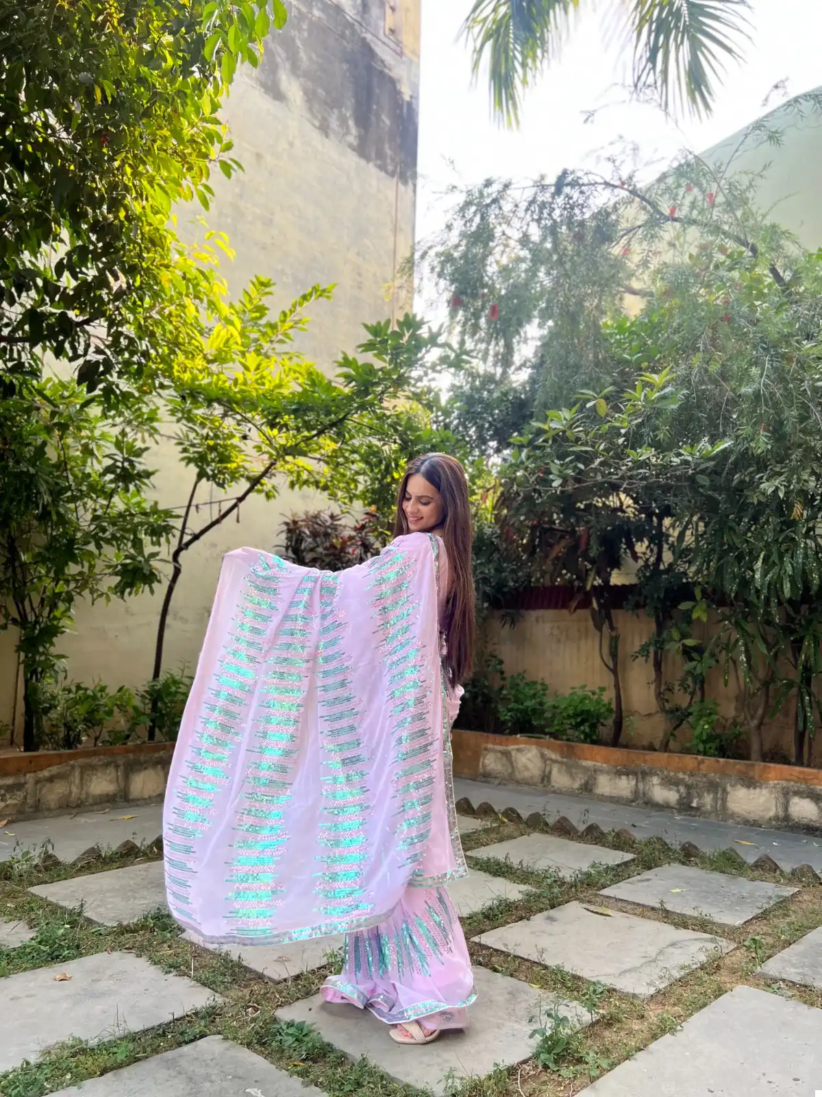 Vardan Ethnic Jr 574 Georgette Wholesale Fancy Sarees - Image 3