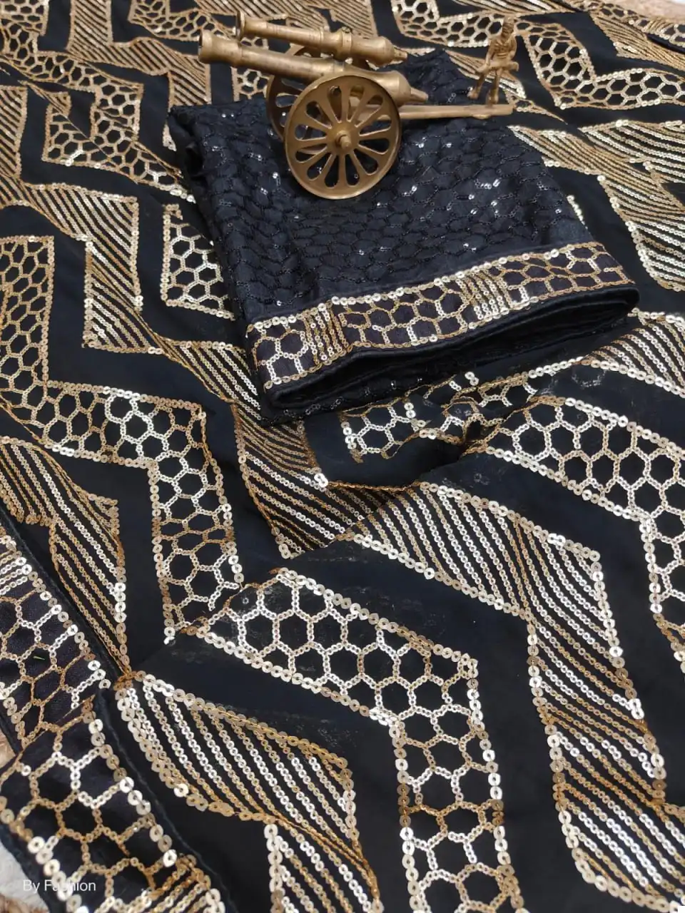 Vardan Ethnic Rvt 466 Premium Georgette Wholesale Fancy Sarees - Image 3