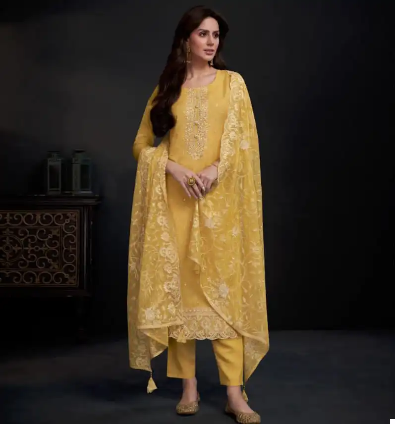 Amirah Ayra Crystal Organza Wholesale Fancy Salwar Suit Catalog