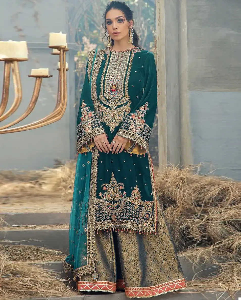 Fepic D 5221 Velvet Wholesale Pakistani Salwar Suit Catalog - Image 2