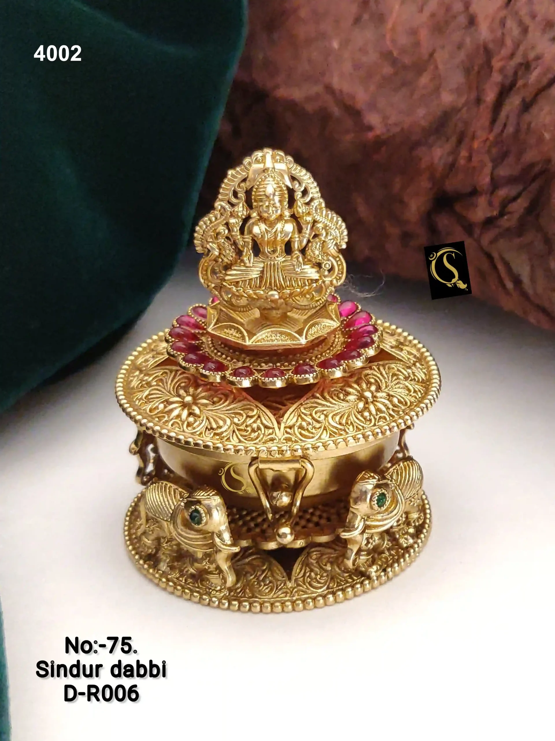 Traditional Gold-Plated Sindoor Dabi With Intricate Carvings - Image 15