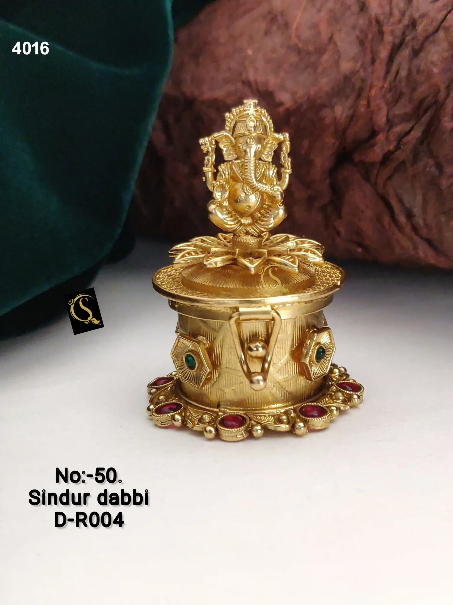 Traditional Gold-Plated Sindoor Dabi With Intricate Carvings - Image 2