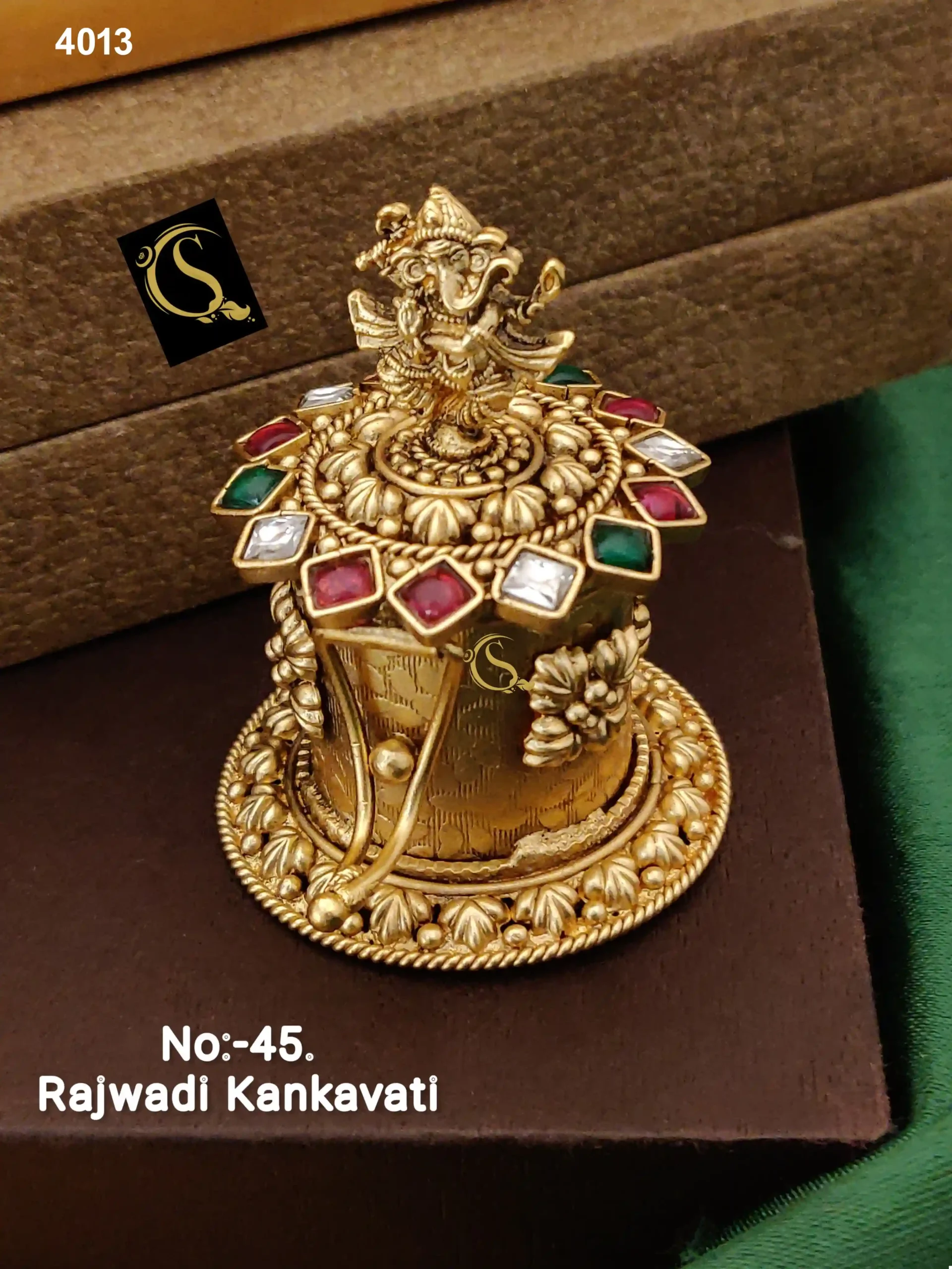 Traditional Gold-Plated Sindoor Dabi With Intricate Carvings - Image 4
