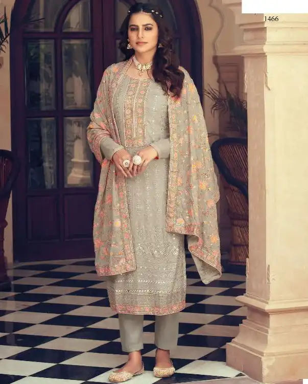 Vardan Ethnic Ashpreet Vol 6 Heavy Chinon & Georgette Wholesale Designer Salwar Suit