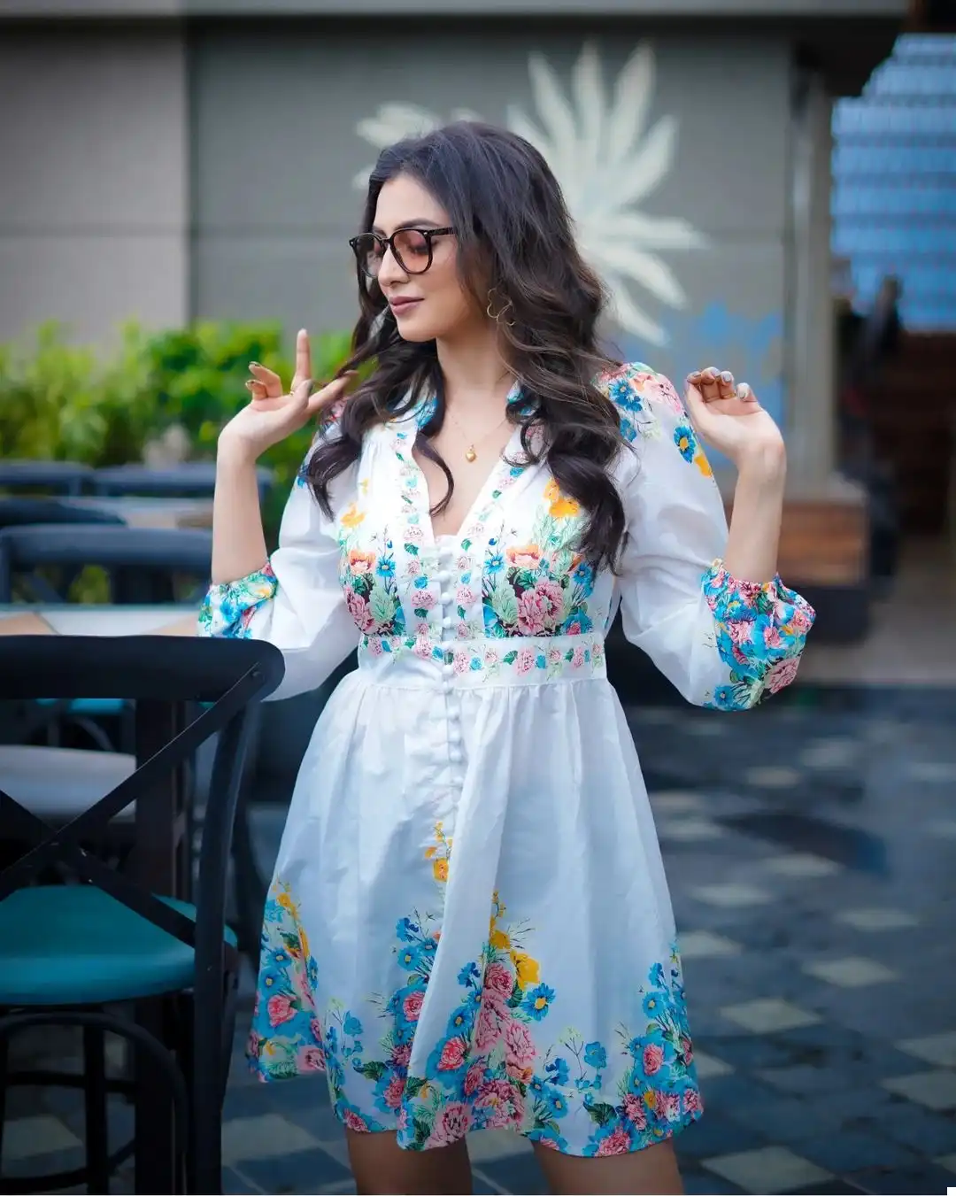 Vardan Ethnic Bf Vol 1 Rayon Wholesale Fancy Kurtis - Image 3