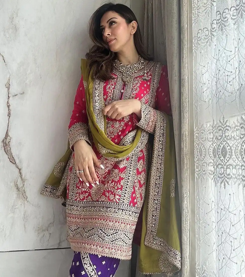 Vardan Ethnic Ssr 447 Heavy Faux Georgette Wholesale Pakistani Readymade Salwar Suit — Wholesale Salwar Suits, MPA wholesale from Surat — view 1