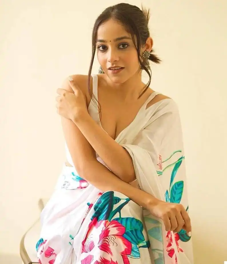 Vardan Ethnic White Glory Beautiful Satin Silk Wholesale Fancy Sarees