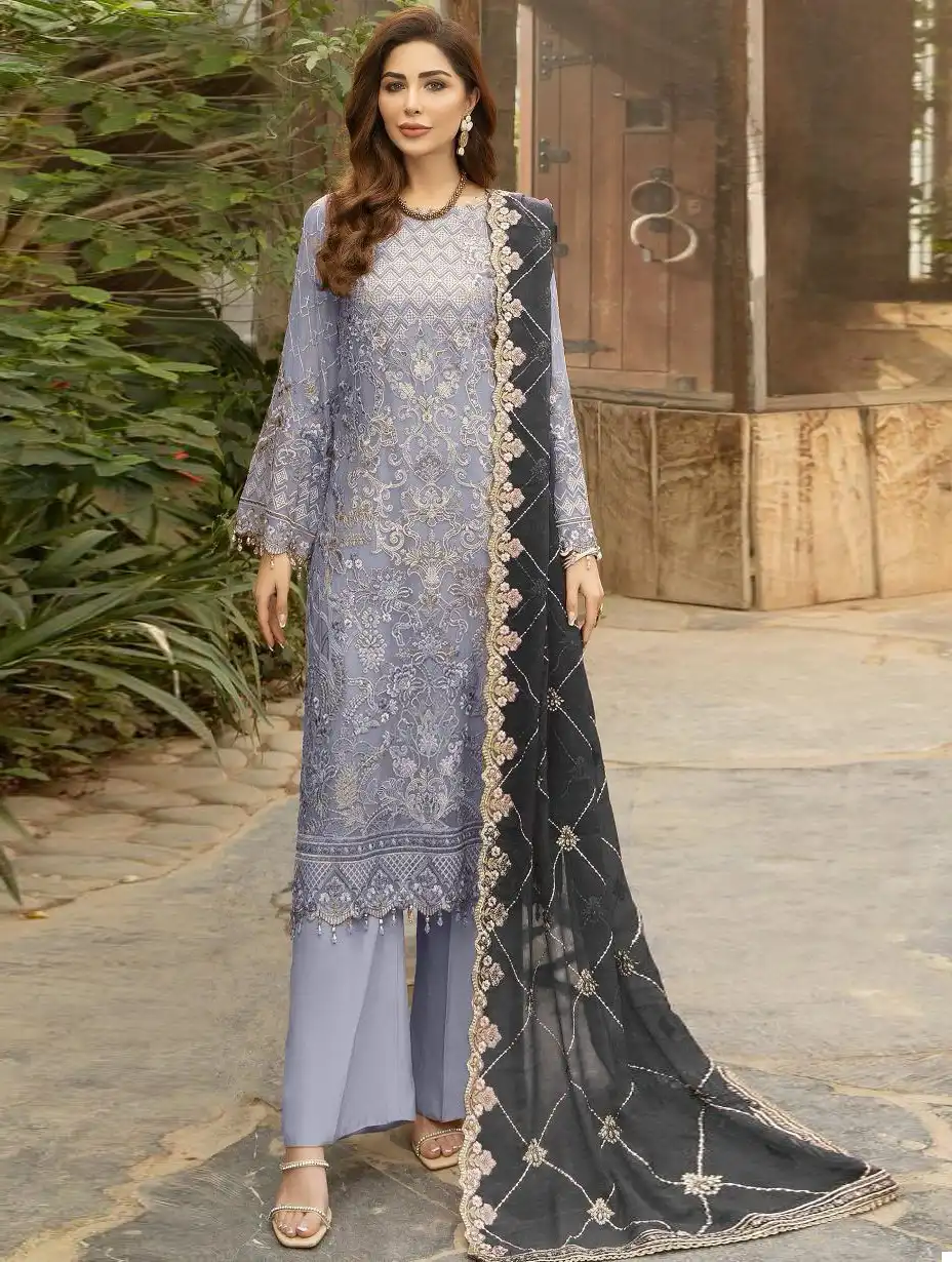 Hoor Tex H 199 Faux Georgette Wholesale Pakistani Salwar Suit