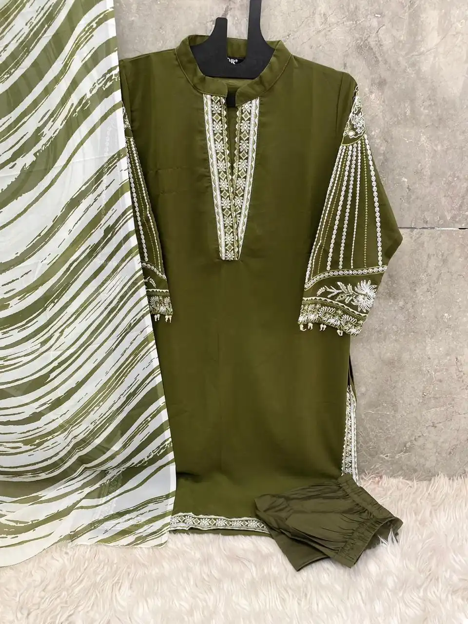 Hoor Tex Hf 36 Georgette Wholesale Pakistani Salwar Suit Catalog - Image 4