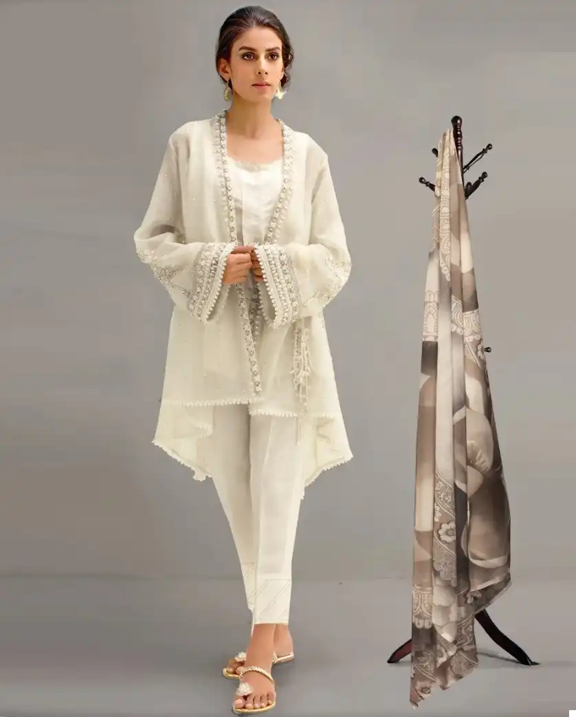 Laxuria Trendz 1355 Faux Georgette Wholesale Pakistani Readymade Salwar Suit