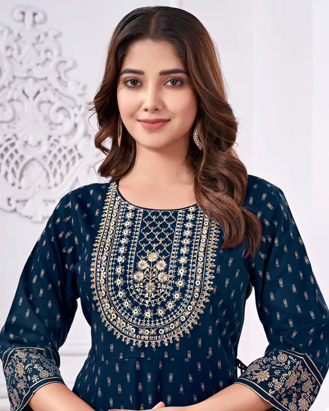 Vardan Ethnic Monalisa Heavy Rayon Gold Print Wholesale Long Kurtis Catalog