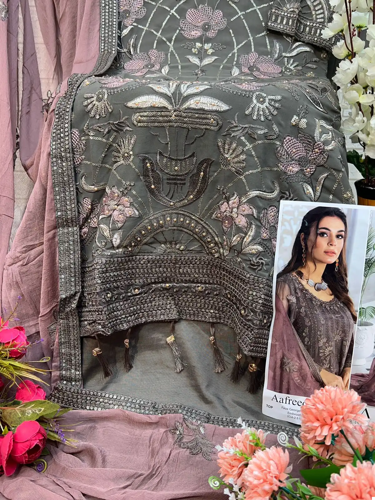 Zaha Aafreeda Vol 1 Faux Georgette Wholesale Pakistani Salwar Suit Catalog - Image 10