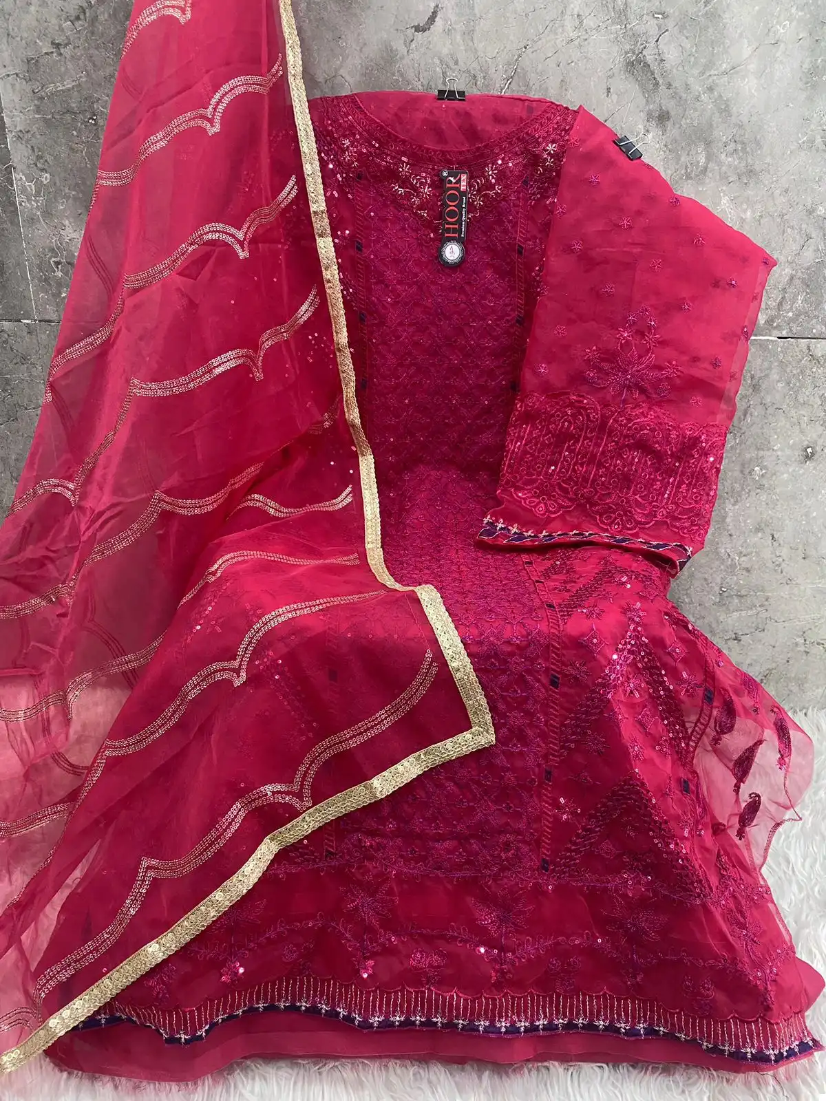 Hoor Tex Or 32 Heavy Organza Wholesale Pakistani Salwar Suit - Image 2