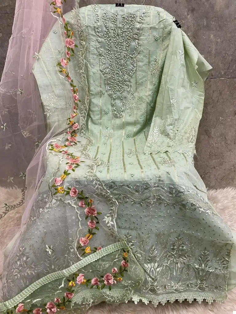 Hoor Tex H 121 Heavy Cotton Wholesale Pakistani Salwar Suit - Image 2