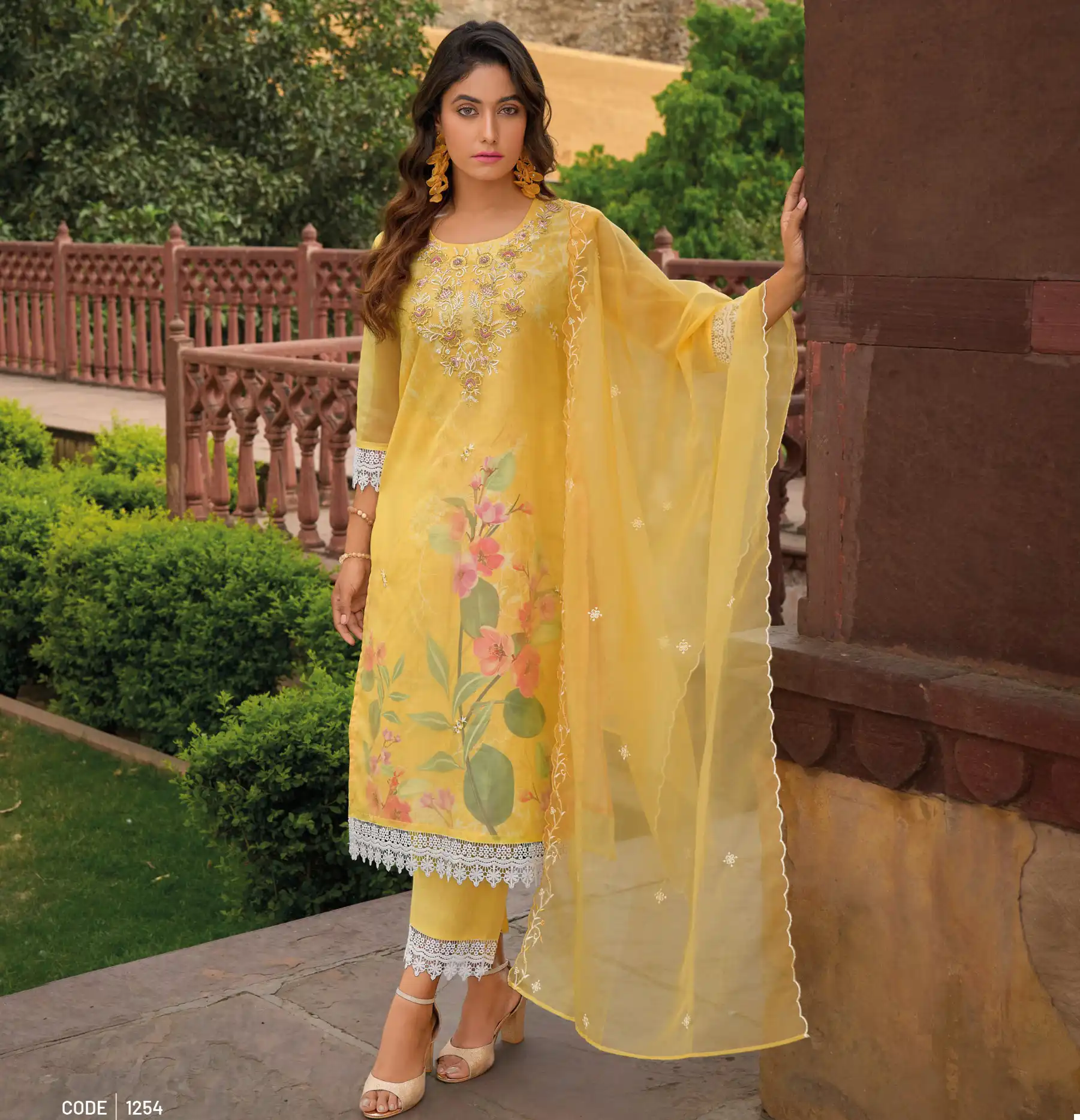 Lady Leela Summer Spring Organza Wholesale Readymade Salwar Suit Catalog