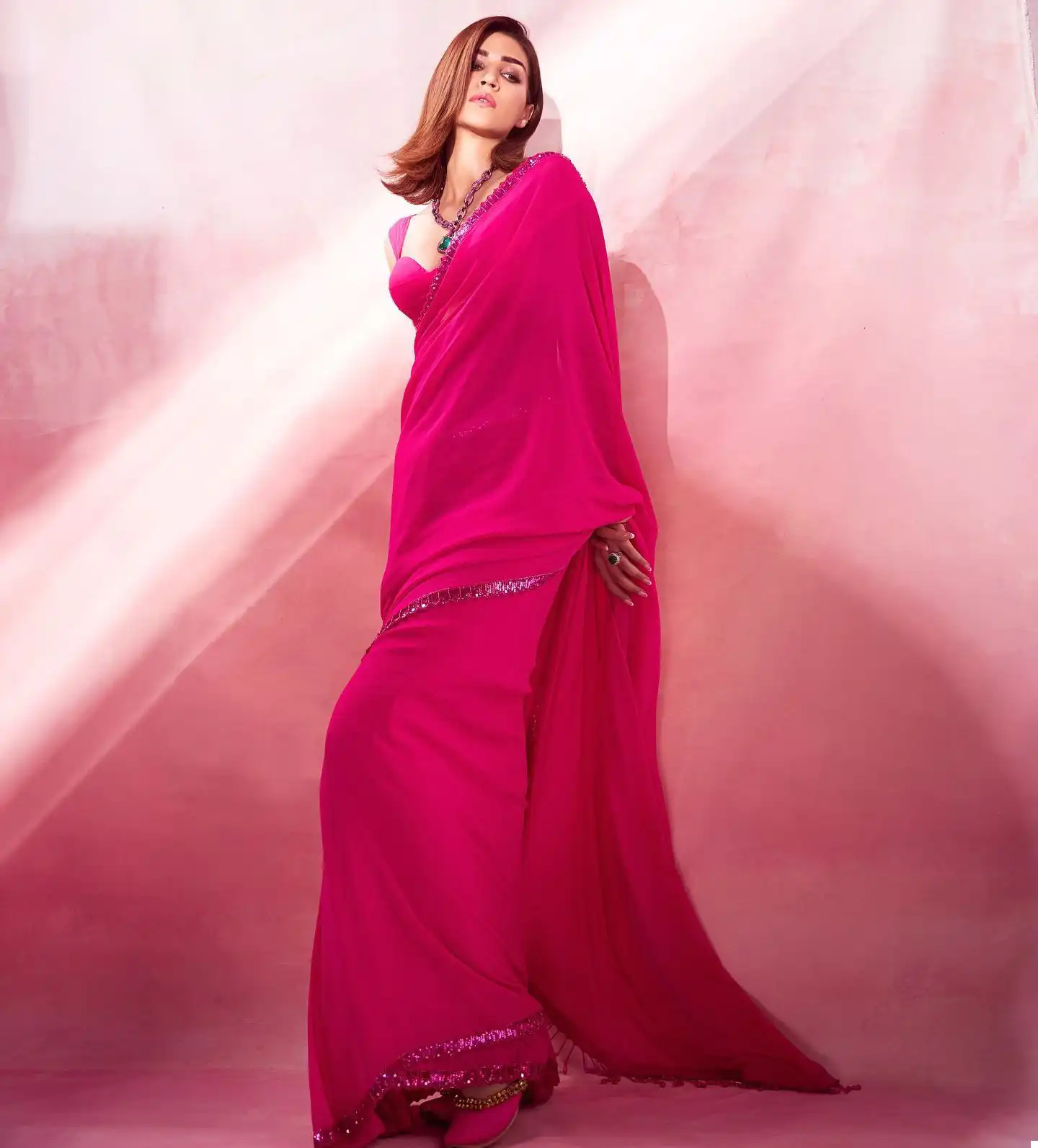 Vardan Ethnic Jr 617 Georgette Wholesale Fancy Sarees