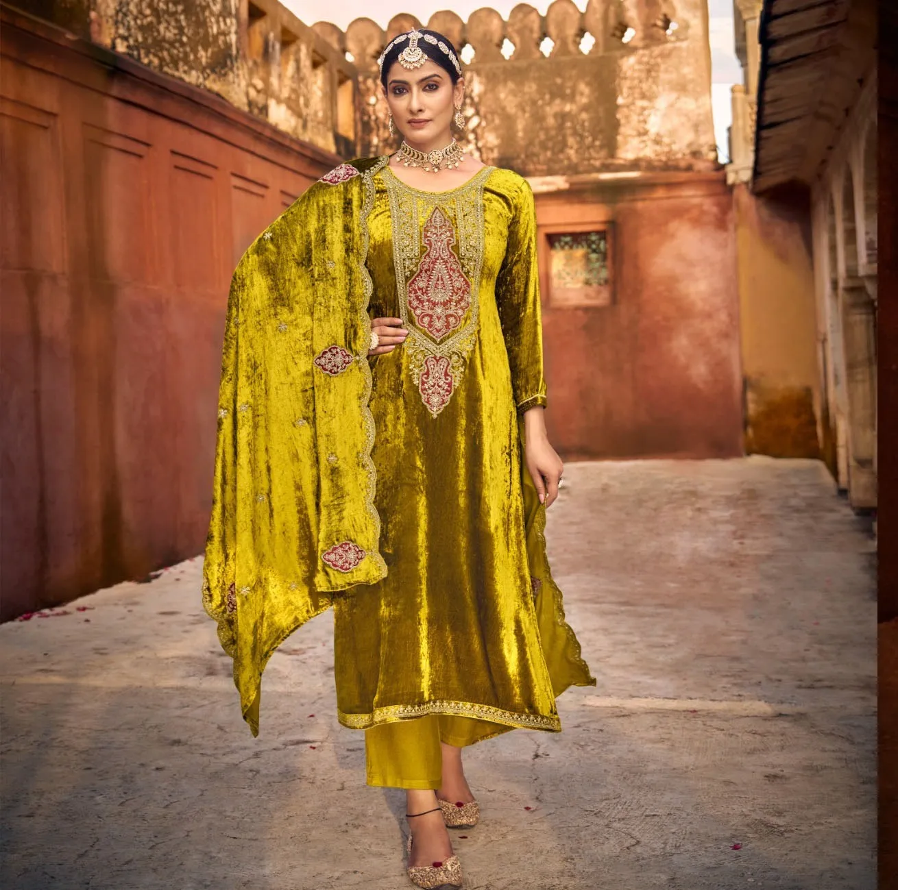 Triple Aaa Taj Arabia Viscose Wholesale Fancy Salwar Suit Collection