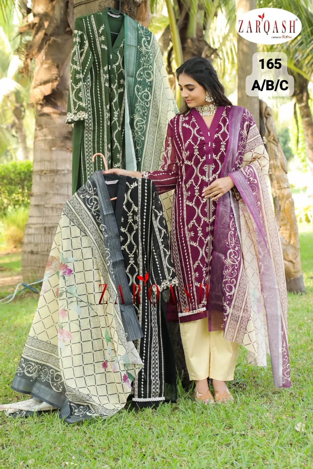 Zarqash 165 Heavy georgette Wholesale Pakistani Readymade Salwar Suit Collection - Image 4