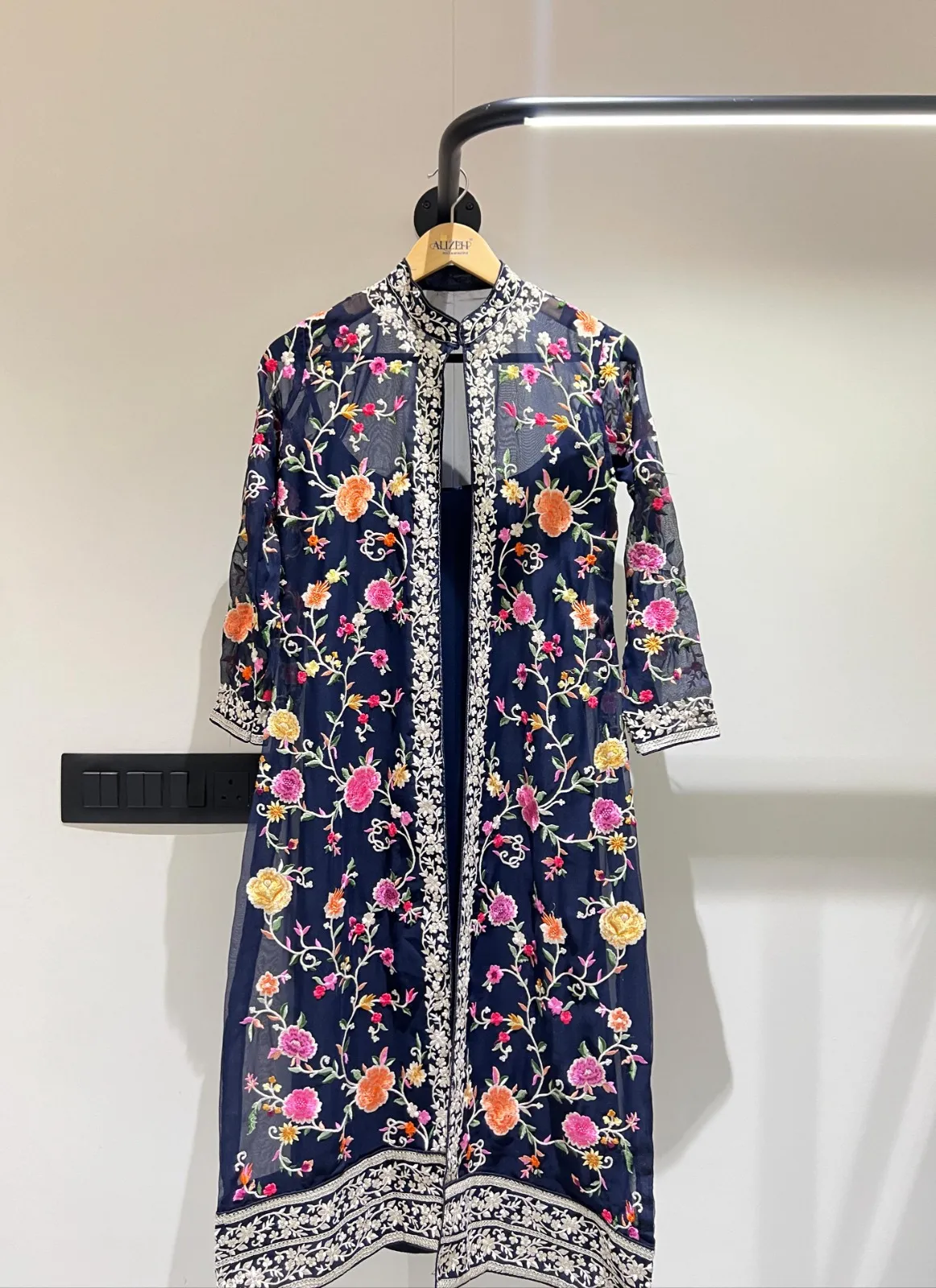 Alizeh Murad-10 Hit Colour 2052-C Georgette Wholesale Designer Dress Material Collection - Image 2