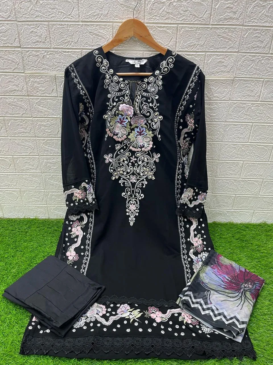 Laxuria Trendz 1372 Tunic Georgette Wholesale Pakistani Salwar Suit Collection
