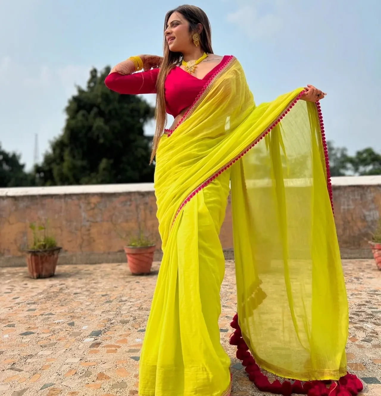 Vardan Ethnic JR-627 Georgette Wholesale Fancy Sarees Collection