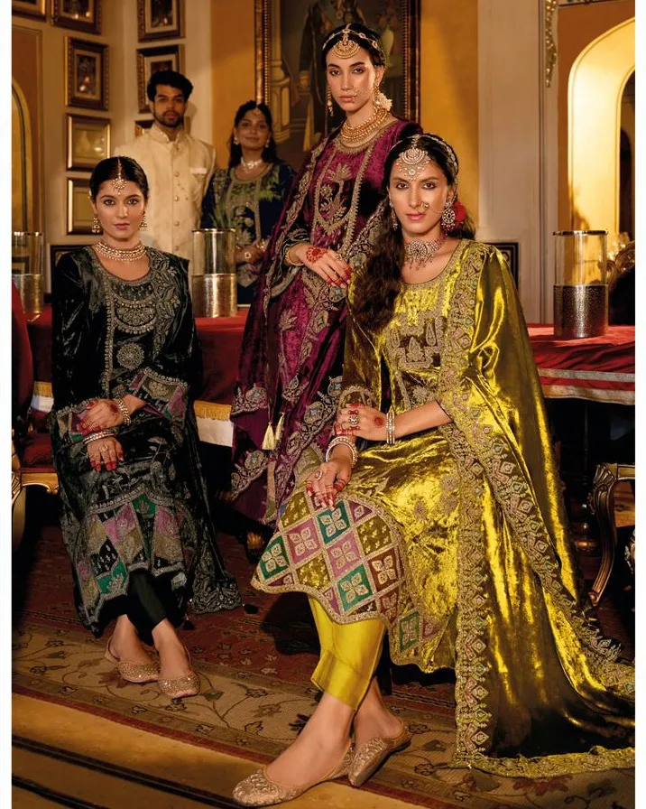 Ibiza Nazrana Velvet Embroidered Wholesale Designer Winter Collection