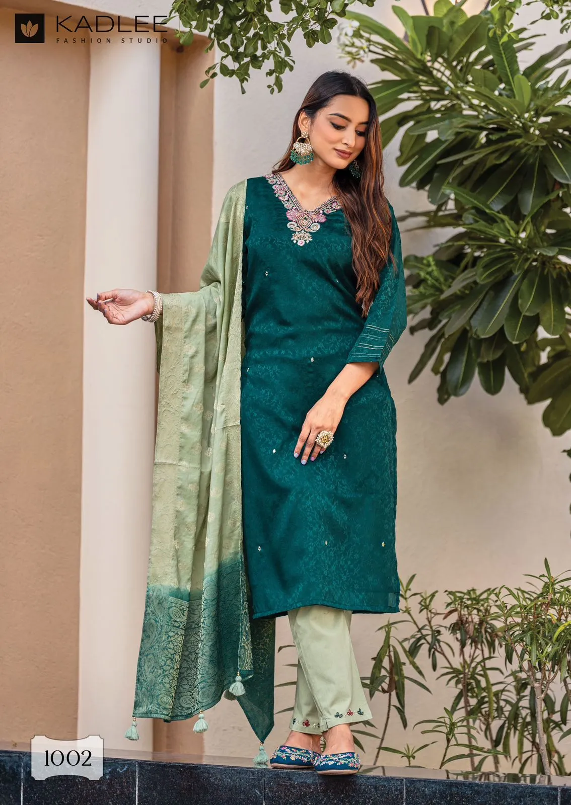 Kadlee Jasmin Chinon Jacquard Silk Wholesale Readymade Salwar Suit Collection - Image 3