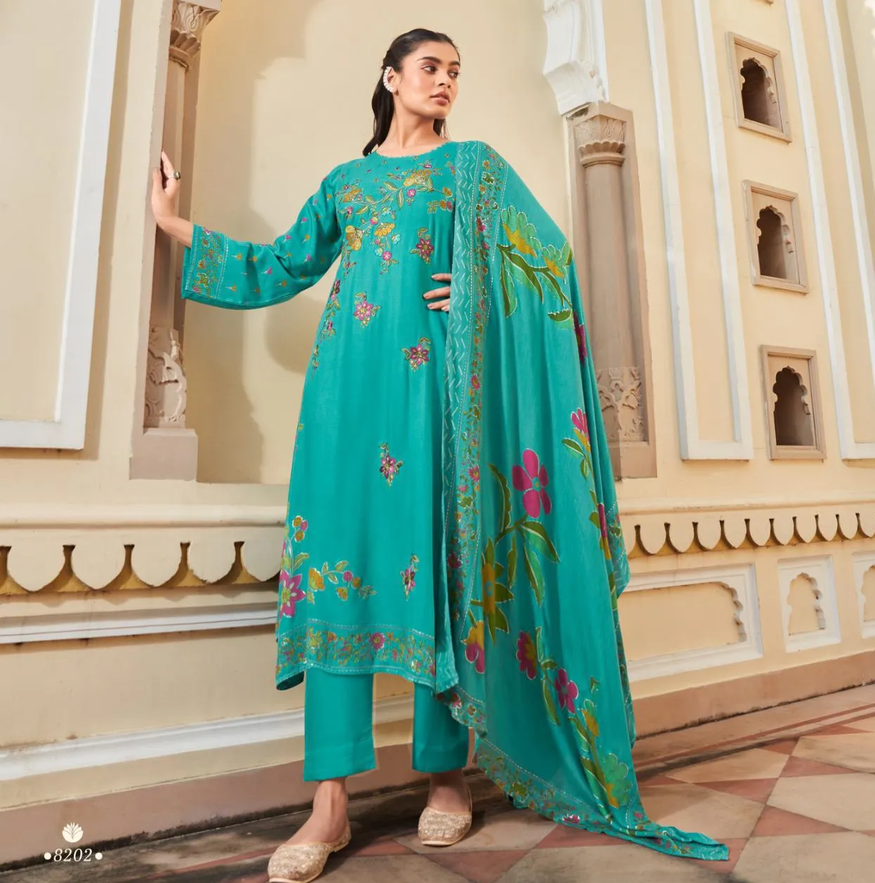 Mumtaz Rosy Viscose Pashmina Printed Wholesale Winter Collection