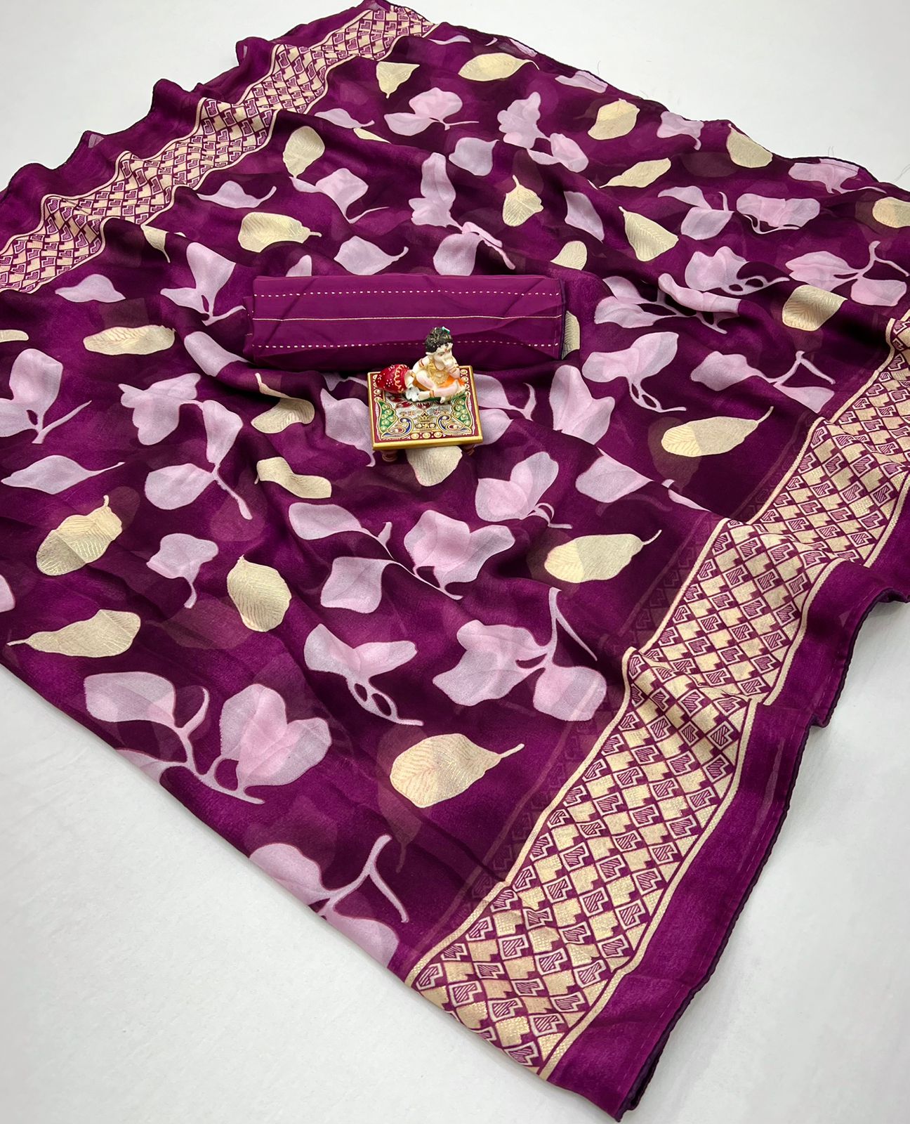 Vardan Ethnic Pure Calcutta Moss Georgette Flower Exclusive Printed Sarees Collection