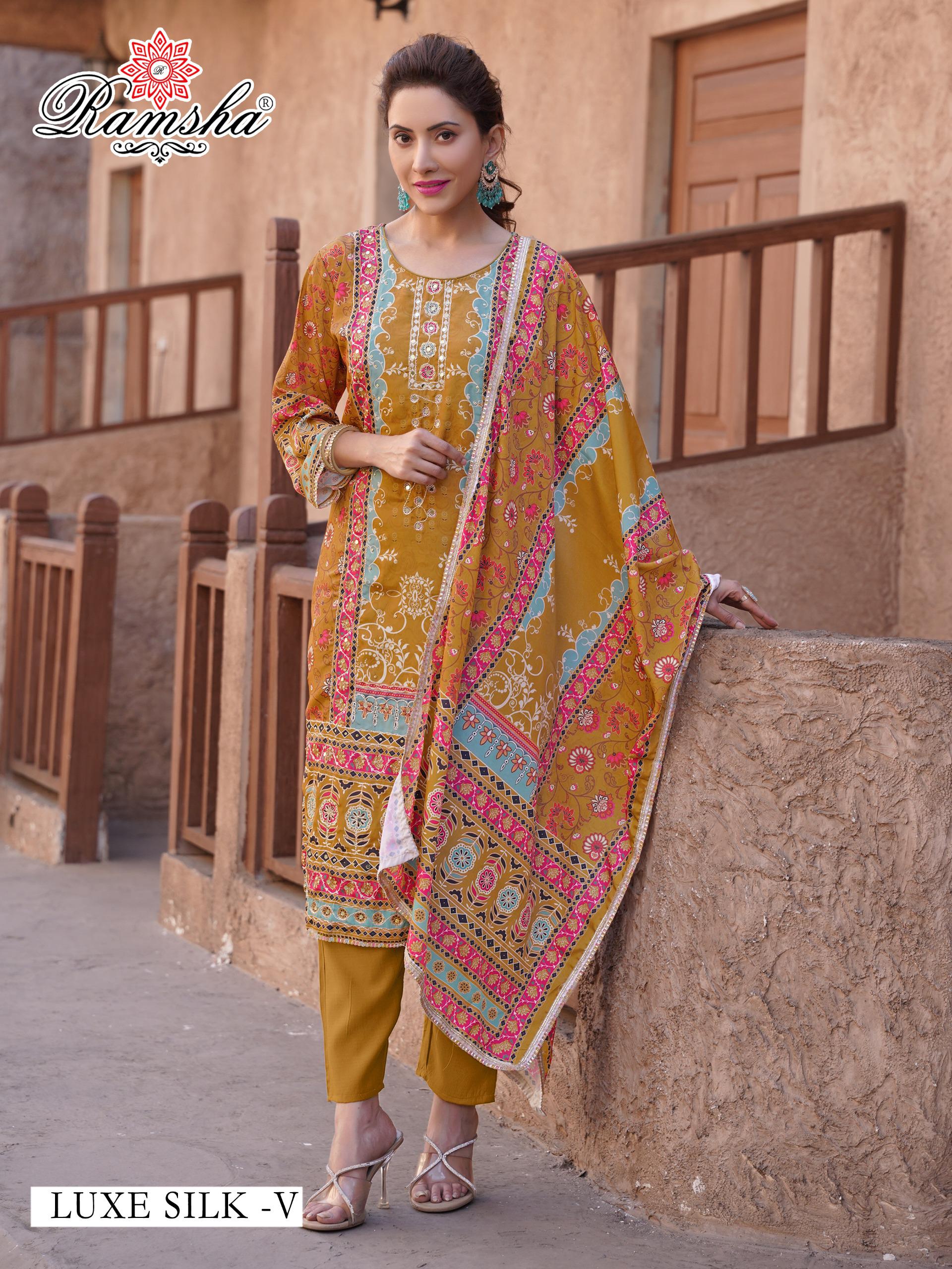 Wholesale Readymade Pakistani Salwar Suits (3)