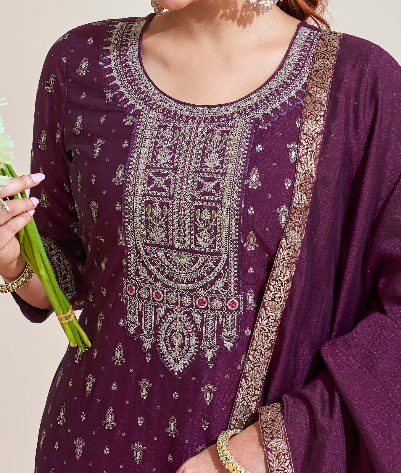 Label Khoj 9684A & 9684B Vichitra Silk Wholesale Readymade Salwar Suit Catalog - Image 3